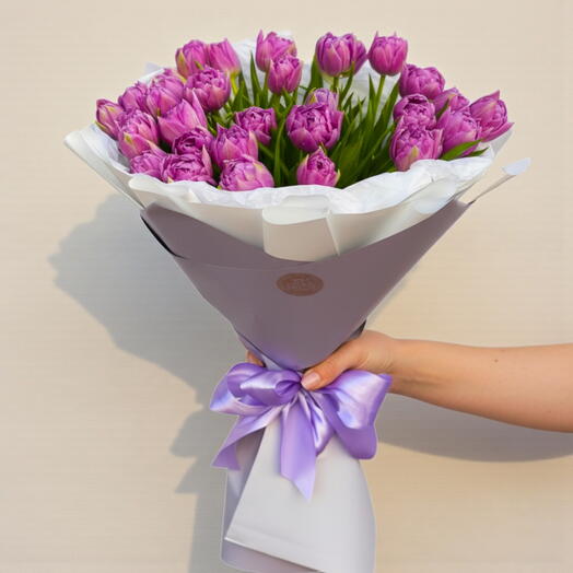 Ramo de Tulipanes Violetas Luz de Lavanda