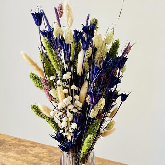 Branche de fleurs séchées