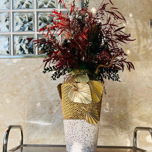 Jarron con flores preservadas