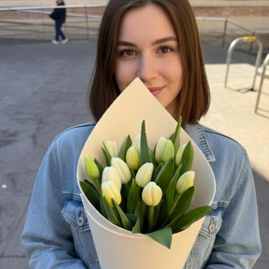 15 Tulipanes blancos