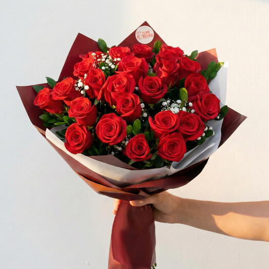 Ramo con 24 rosas rojas