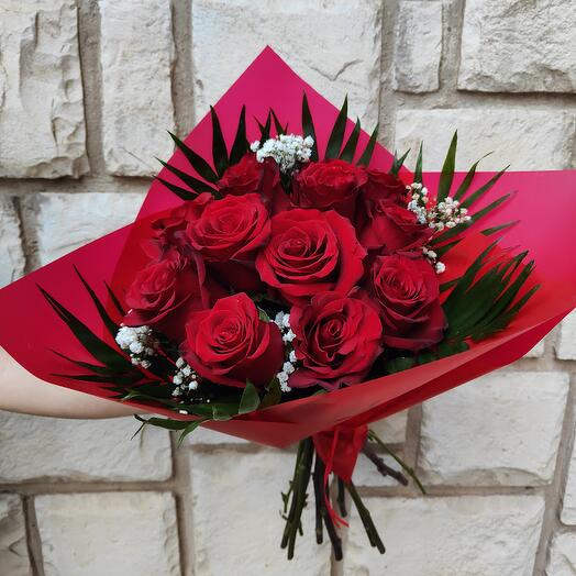 Bouquet of 12 red roses «Passion»