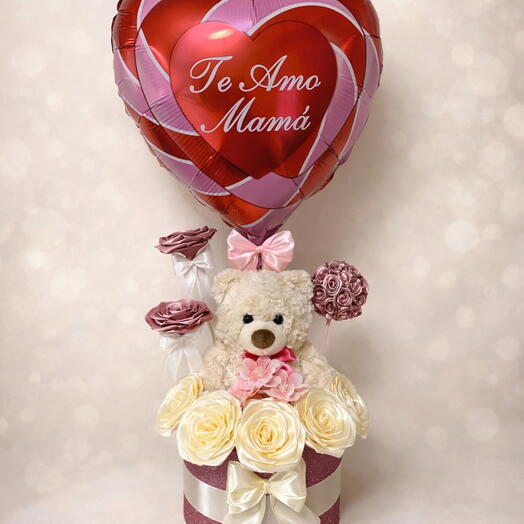 Caja regalo Dia de la Madre con osito, 11 rosas y globo Te Amo Mama – diseno premium
