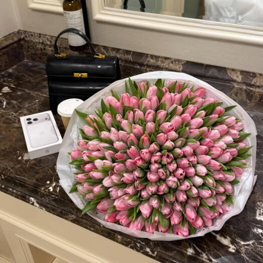 100 tulipanes rosados