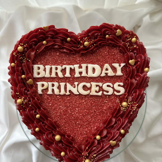 Tarta de corazon rojo