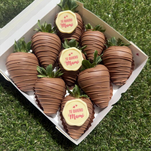 Te quiero mami milk chocolate covered strawberries
