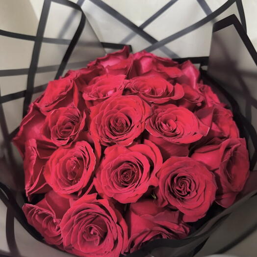 Encanto rojo-25 rosas