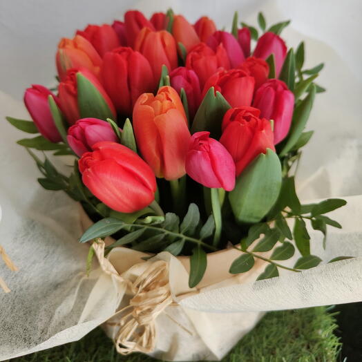 Flores en caja tulipanes