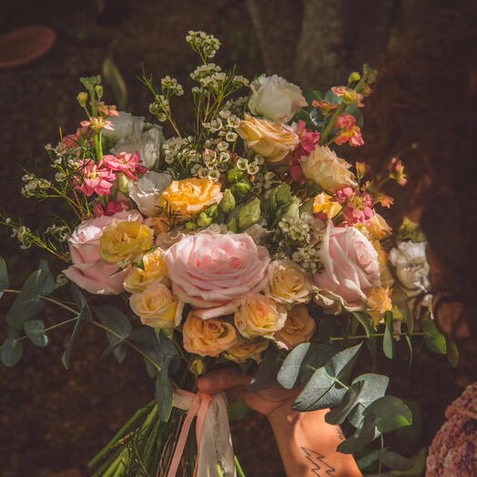 Bouquet of Roses in Pastel Tones Sweet Dawn