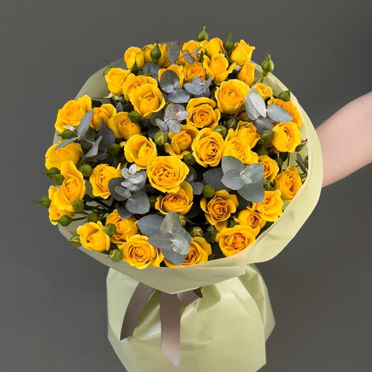 11 Roses Pitimini Jaunes