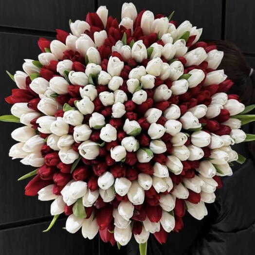 Ramo 140 tulipanes-edicion dia de la mujer