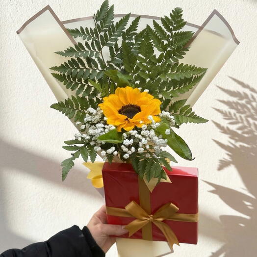 Ramo Girasol con Chocolate Caja Roja – Dulzura y alegria en un solo detalle