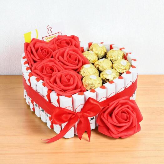 Regalo San Valentin: Tarta Kinder con Rosas y Ferrero Rocher