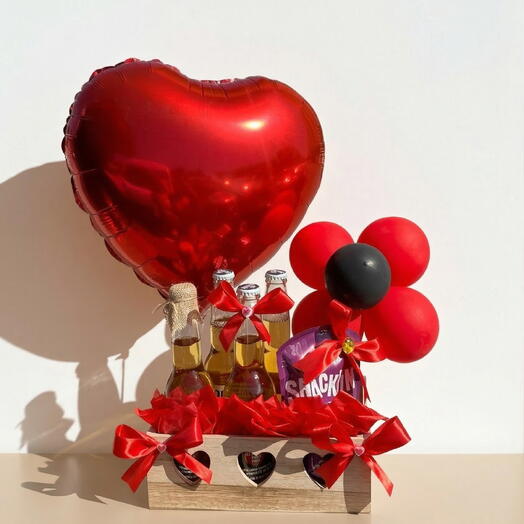 Cesta Corona con Globos y Snacks – Regalo Original para Sorprender