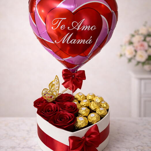 Boîte en forme de cœur pour la Fête des Mères avec roses rouges, Ferrero et ballon Je t'aime Maman - cadeau parfait pour les mamans
