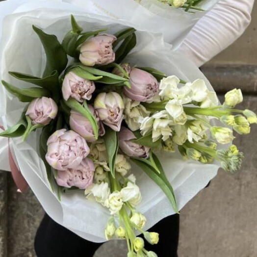 Clean Spring Bouquet