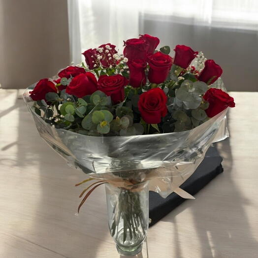 Docena de rosas rojas