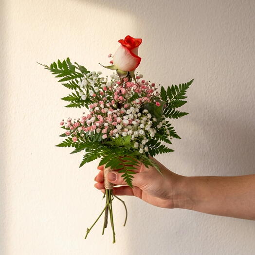 Ramo Dulce Encanto con Rosa Bicolor y Paniculata