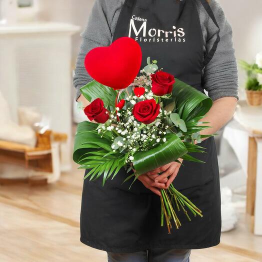 Ramo delicias rojas con corazon