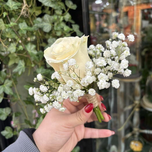 Prendido de novio rose white