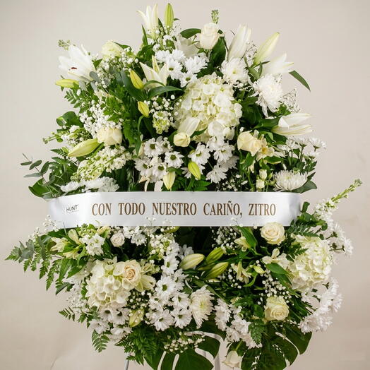 Ainara funeral wreath | Funeral wreath with roses, lilies, hydrangeas and white chrysanthemums