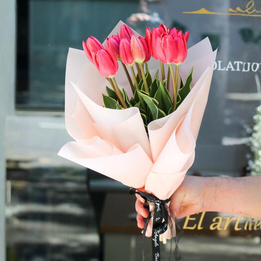 Ramo de Tulipanes  10u
