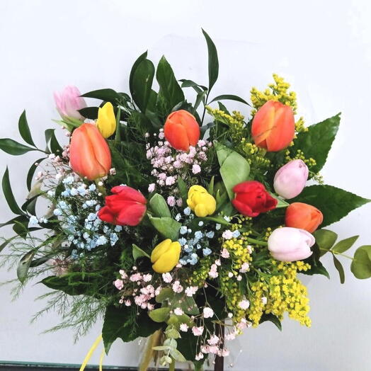 Ramo 12 tulipanes de colores