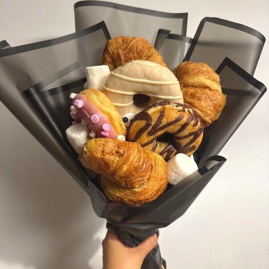 Ramo "Buenos Días, Papá": Croissants de Mantequilla y Donuts Glaseados