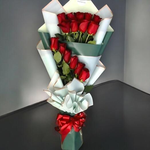 Ramo Premium de 15 Rosas Rojas