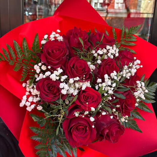 Ramo clasico de 12 rosas