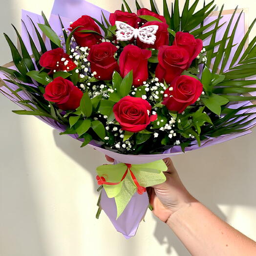 Ramo de 12 rosas rojas