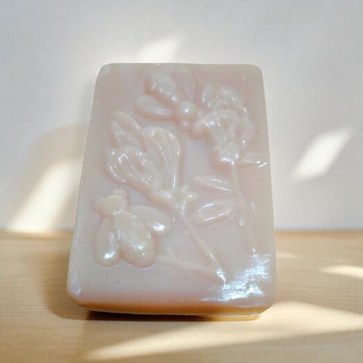 Artisanal Oatmeal and Honey Soap 🐝 – Natural Moisturizer for Dry and Sensitive Skin