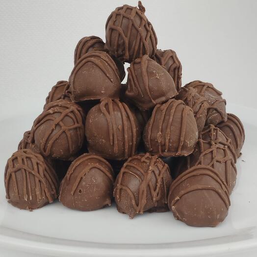 Torre de frambuesas con centro de coco – 30 unidades