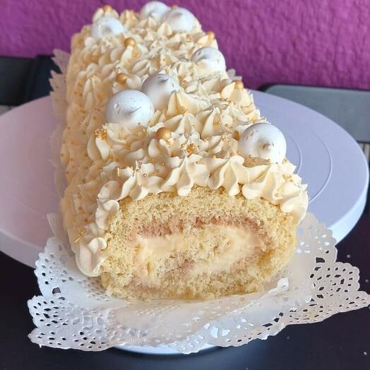 Rolled sponge cake