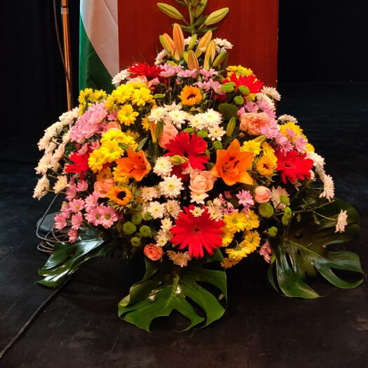 Composition de l'arrangement floral pour événements