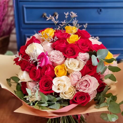 Luxury bouquet 100 Rosas de colores