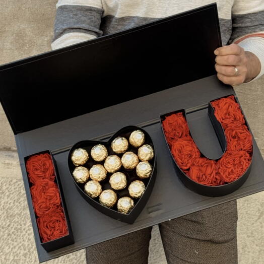 Love Statement – Caja "I Love You" con Rosas Rojas y Bombones