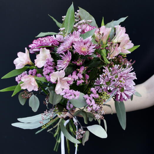 Ramo de Crisantemo y Alstromeria ARAIK GALSTYAN