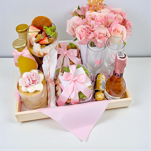 Desayuno Rosado Premium "Feliz Dia"