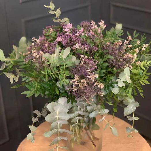 Ramo «Irene» – Ramo silvestre en tonos lavanda y verdes naturales