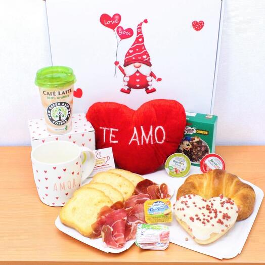 «I Love You Box» — романтический завтрак с доставкой на дом