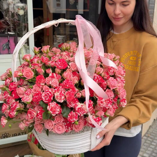 Hermoso Arreglo Floral en Canasta