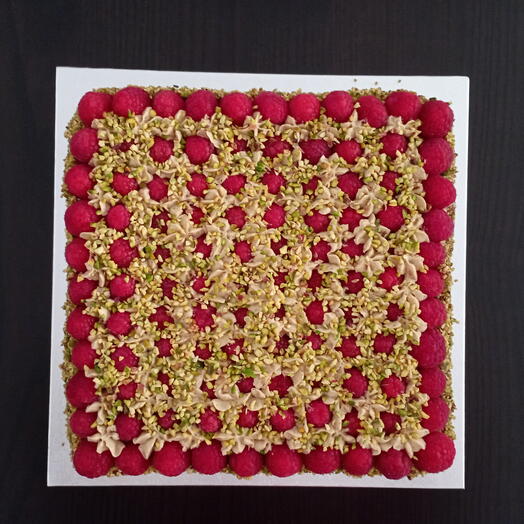 TARTA DE PISTACHO Y FRAMBUESAS GRANDE