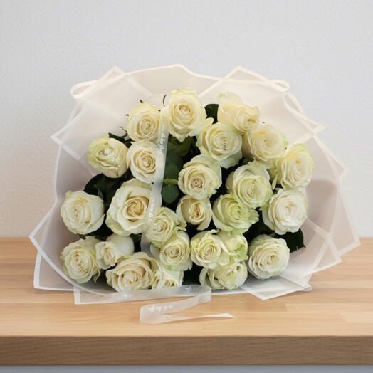 Ramo Elegancia de Rosas Blancas