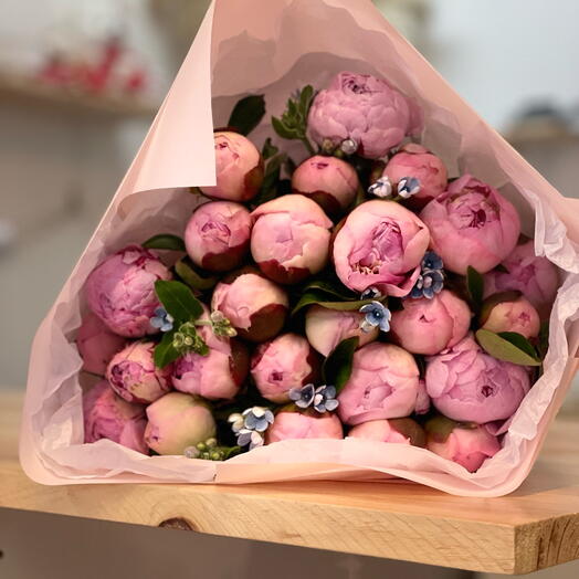 Peonies bouquet