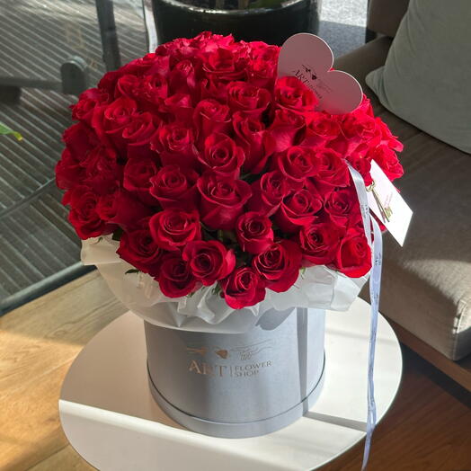 Caja de 100 rosas THE KEY COLLECTION