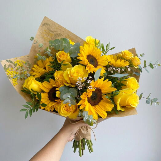 Сонячний жовтий букет