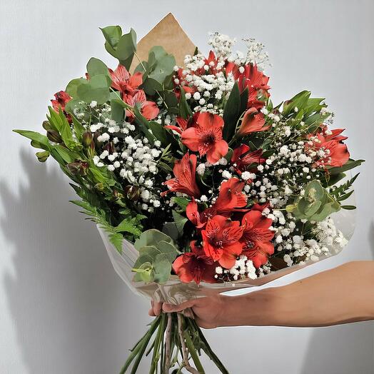 Букет из альстромерий