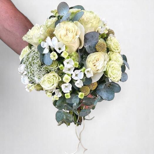 White bridal bouquet