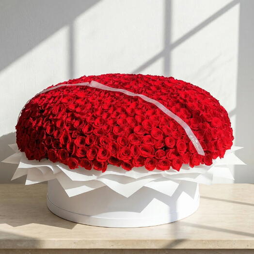 Cesta gigante de 500 rosas rojas – Arreglo floral de lujo XXL